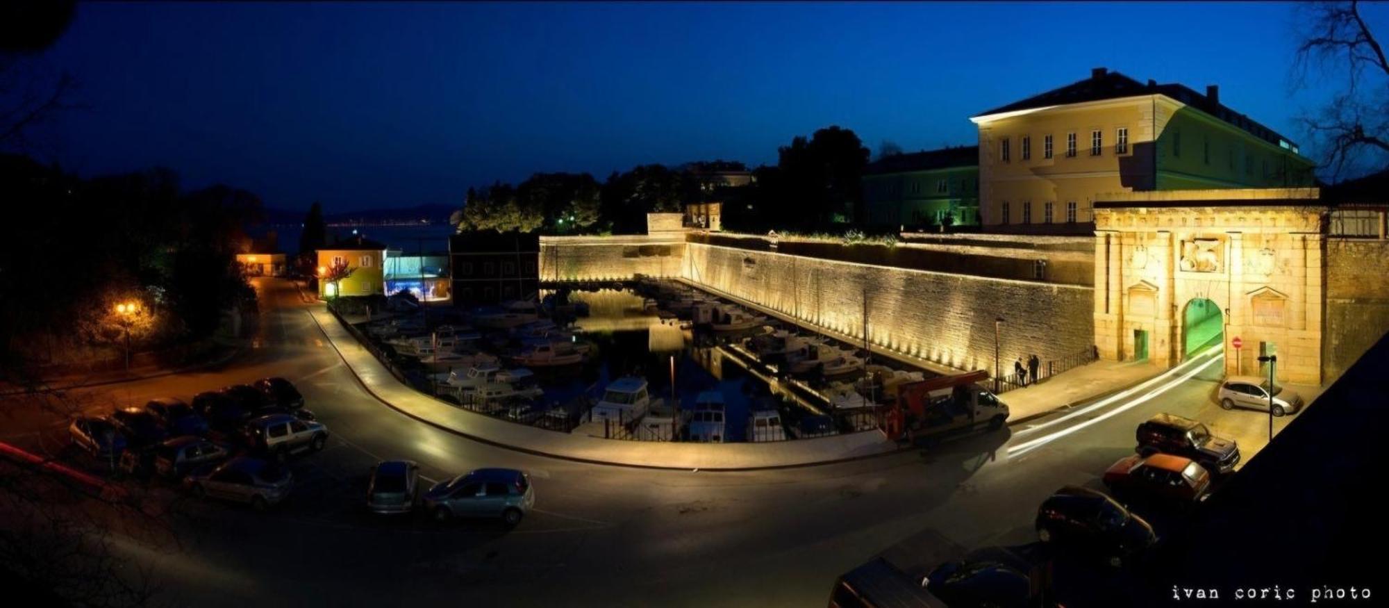 Apartments Milaroza Zadar Bagian luar foto