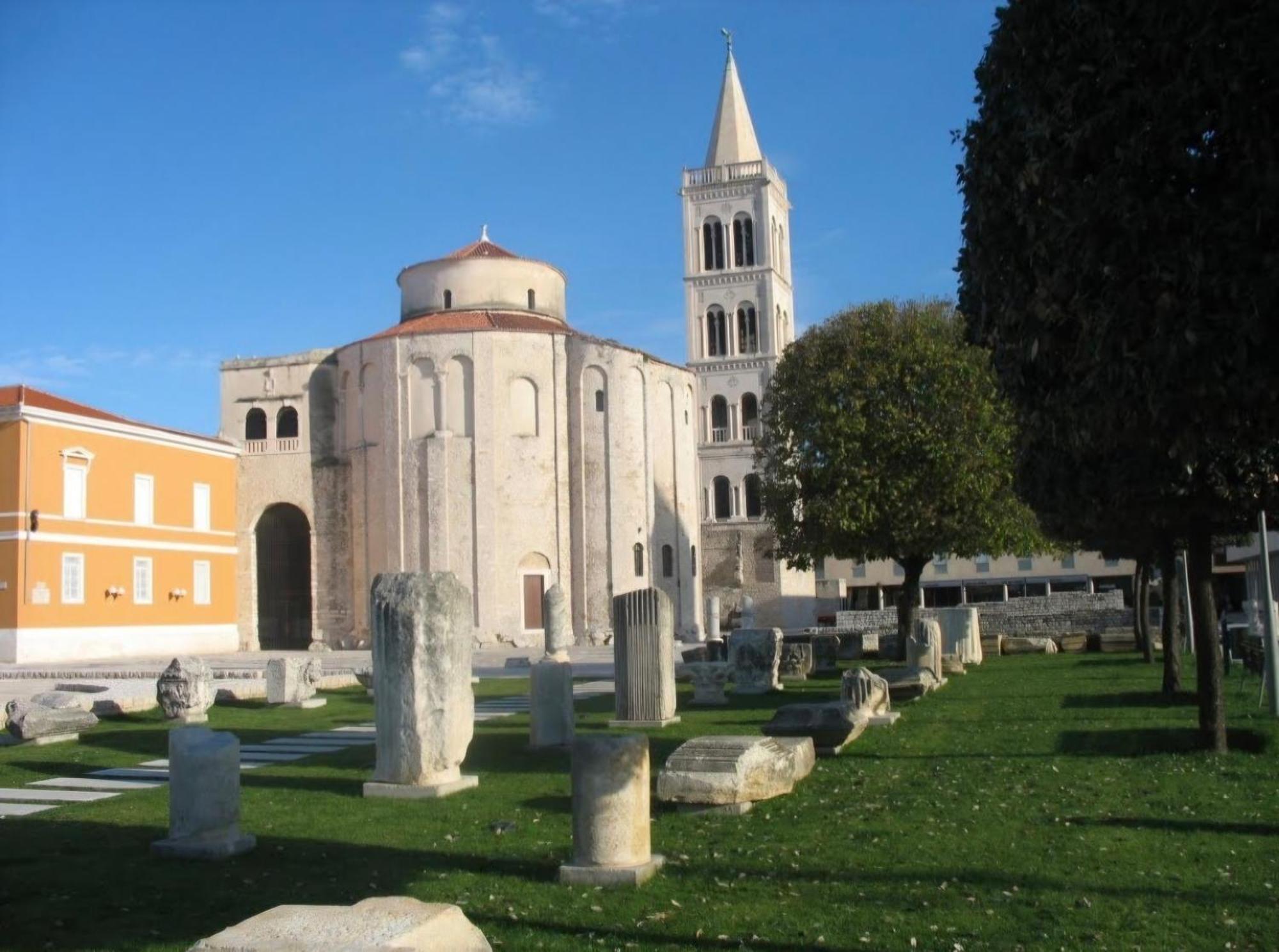 Apartments Milaroza Zadar Bagian luar foto