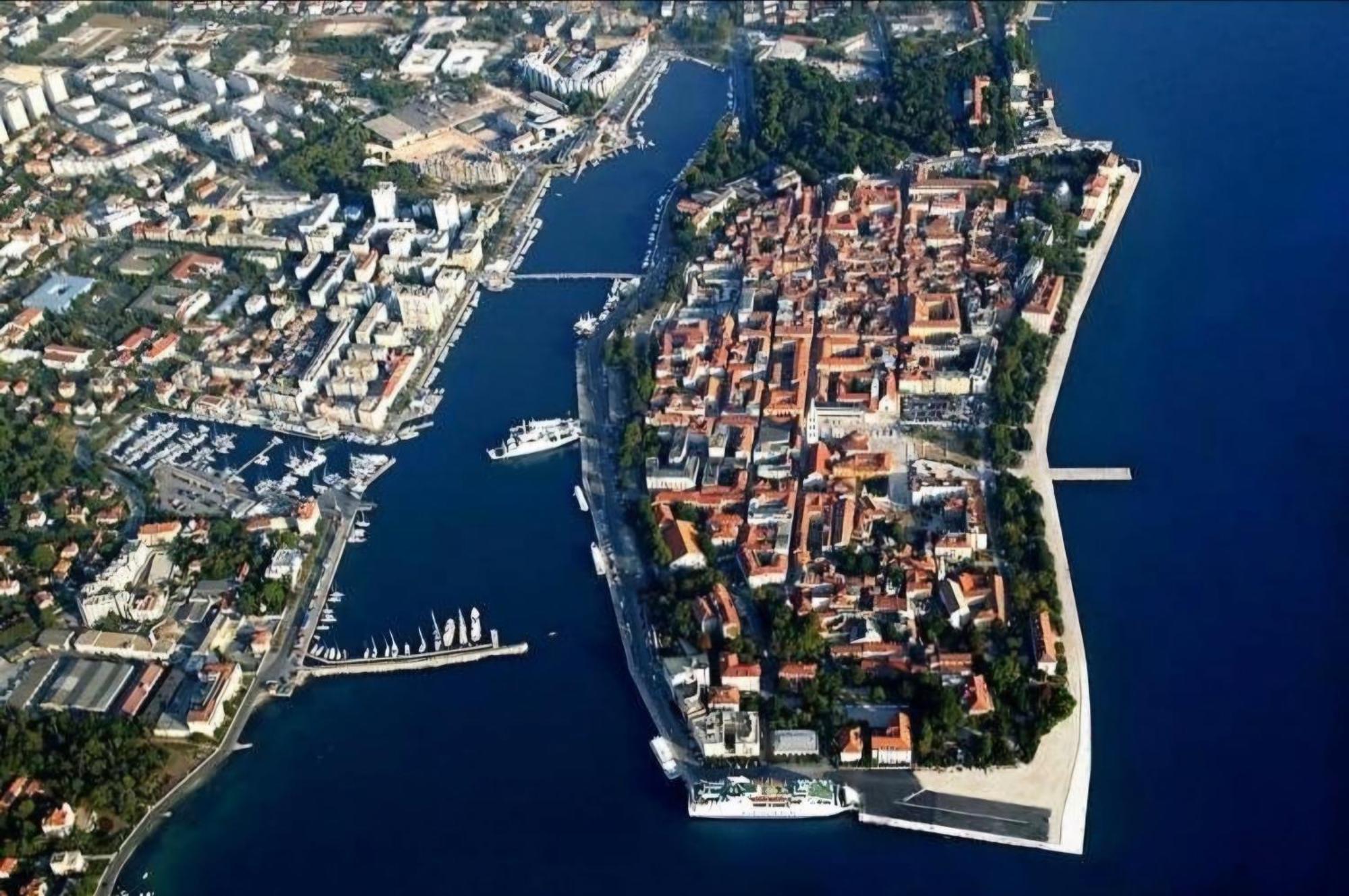 Apartments Milaroza Zadar Bagian luar foto